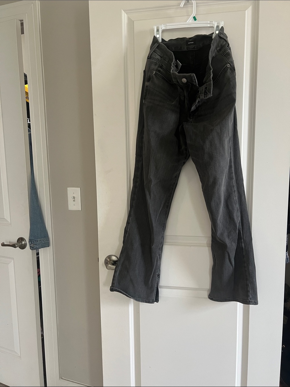Express skyscraper Women’s slight flare and slit gray jeans